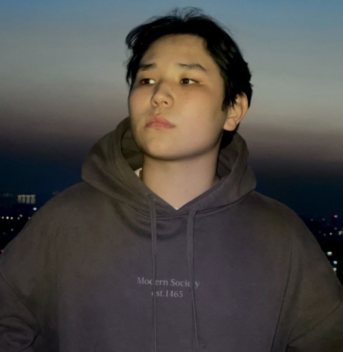 Волонтер Апреля